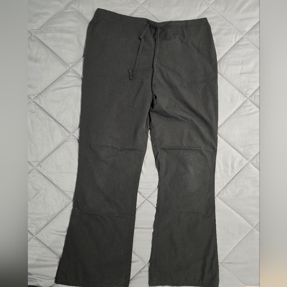 Cherokee Women's Black Straight Leg Pants